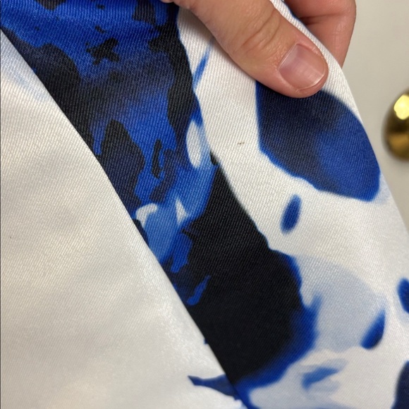 Rickie Freeman Teri John Blue/White Floral Shift Dress - 6 - Picture 13 of 13